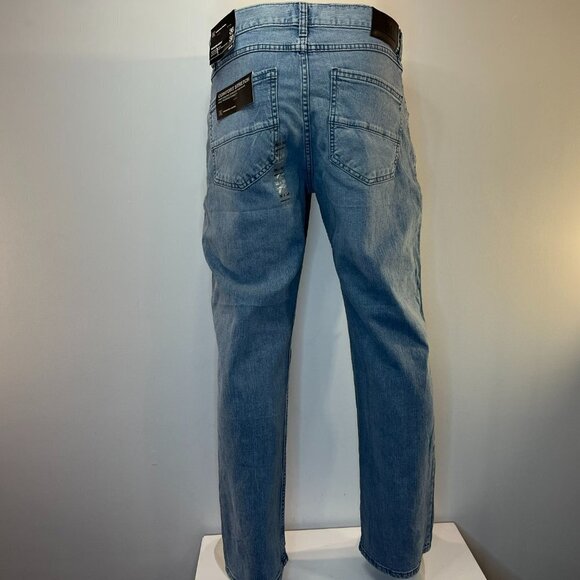 INC International Concepts Men's Modern Boot Light Wash Jeans - Size 36 x 30 NWT - Picture 4 of 6